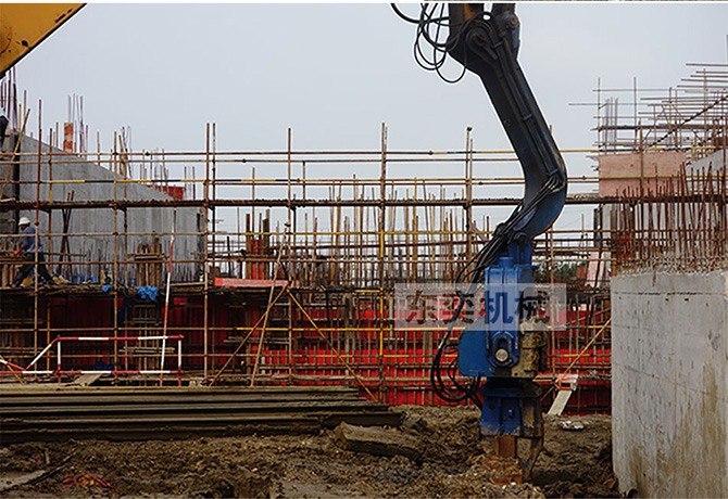 最新打樁工人招聘，行業(yè)現(xiàn)狀透視與各方觀點(diǎn)探討，個人立場表達(dá)