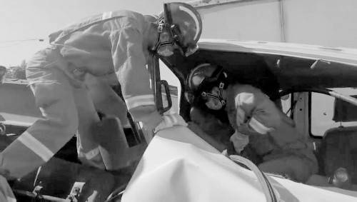 欒城最新車禍?zhǔn)录葱乃查g，祈愿平安歸來