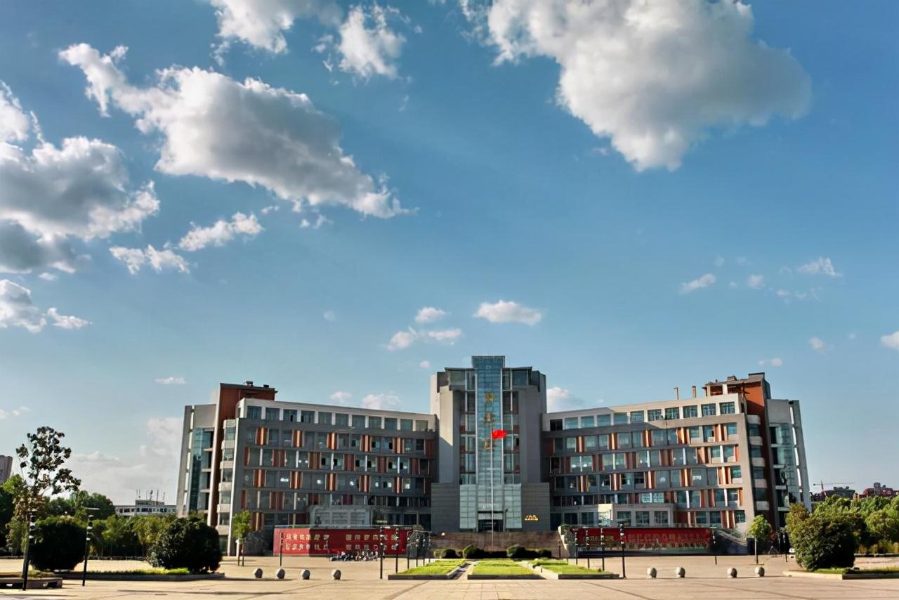 河南高校發(fā)展砥礪前行，開啟成就夢(mèng)想新篇章