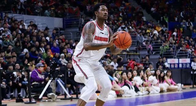 廣東籃球強隊注入全新力量，揭曉最新外援加盟消息