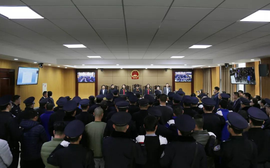 閆現(xiàn)攀最新動態(tài)，探索前沿科技，引領(lǐng)未來發(fā)展