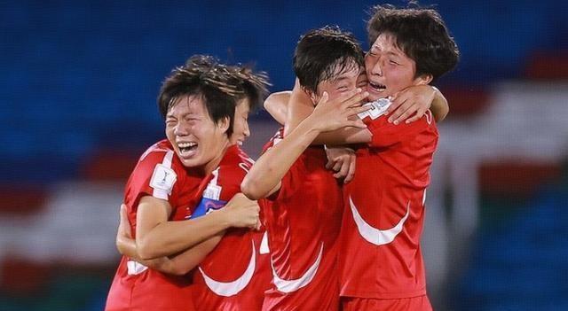 2024年最新短發(fā)流行趨勢，時尚潮流與個人立場的交融