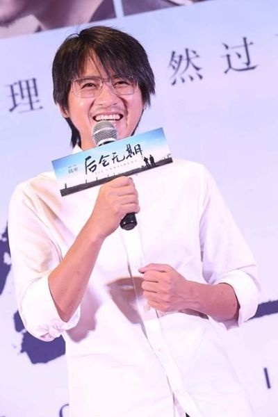 韓寒導(dǎo)演的電影探秘，小巷深處的電影情懷與獨(dú)特小店