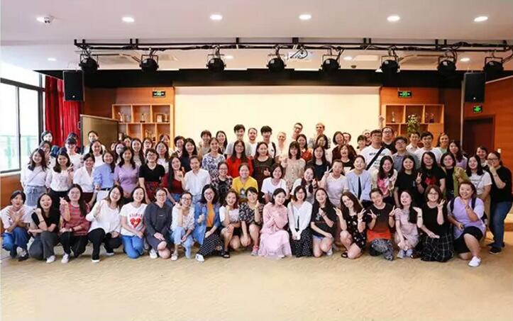 交大昂立引領(lǐng)科技創(chuàng)新，塑造未來(lái)教育新模式，最新動(dòng)態(tài)揭秘