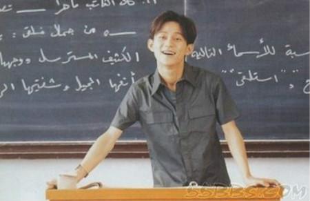 ??明星教師風(fēng)采展示，專業(yè)教育者的卓越之路??