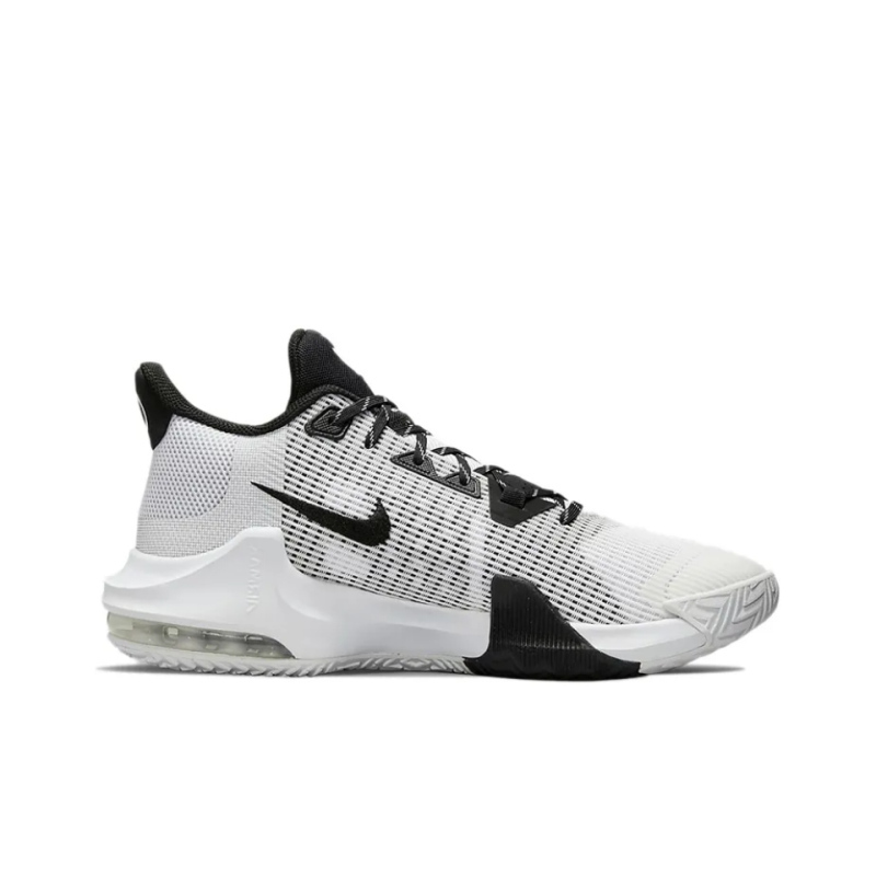 耐克最新籃球鞋，自信步伐，成就賽場榮耀