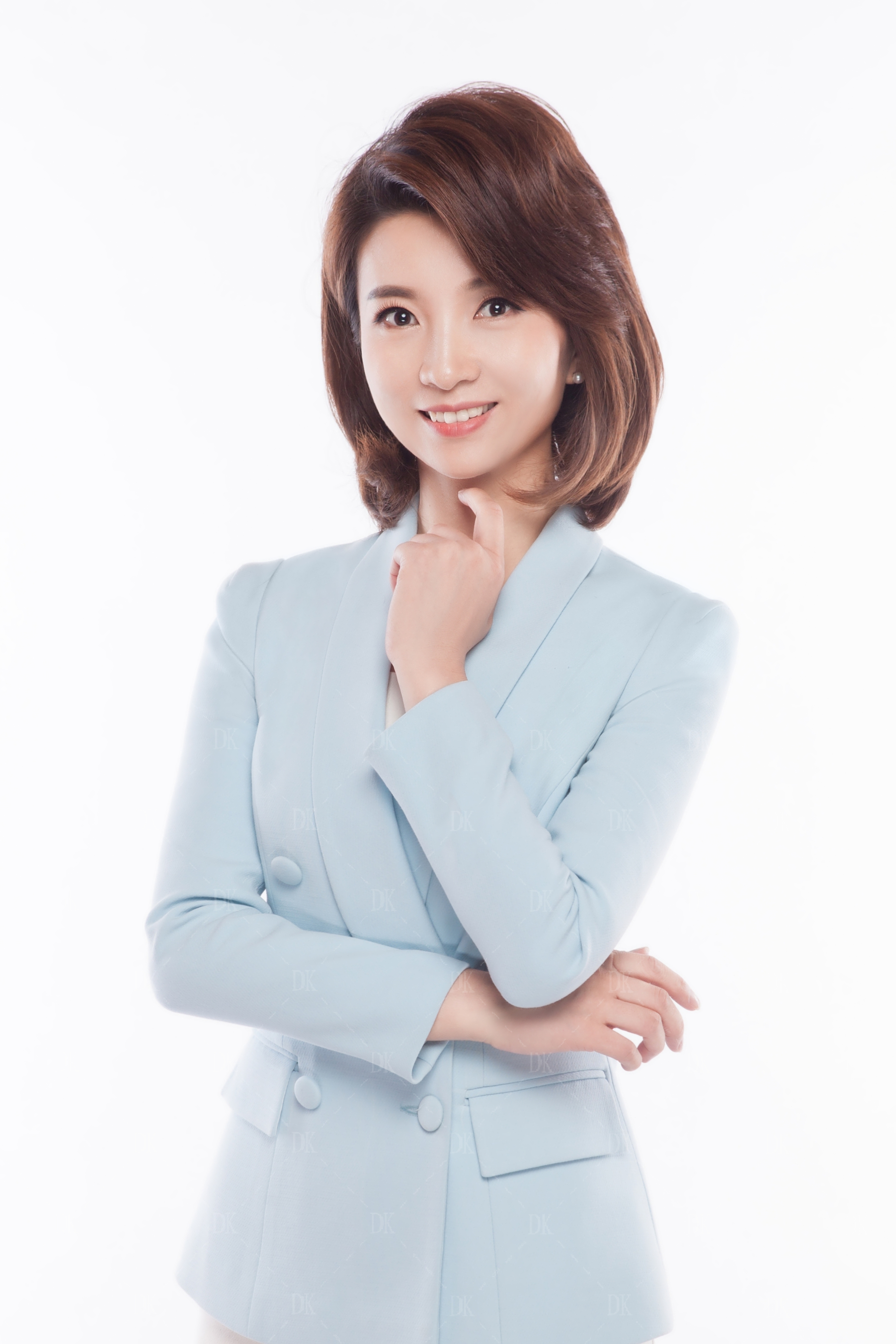 演員徐婧，舞臺(tái)到熒屏的蛻變之路——自信與成就感的彰顯