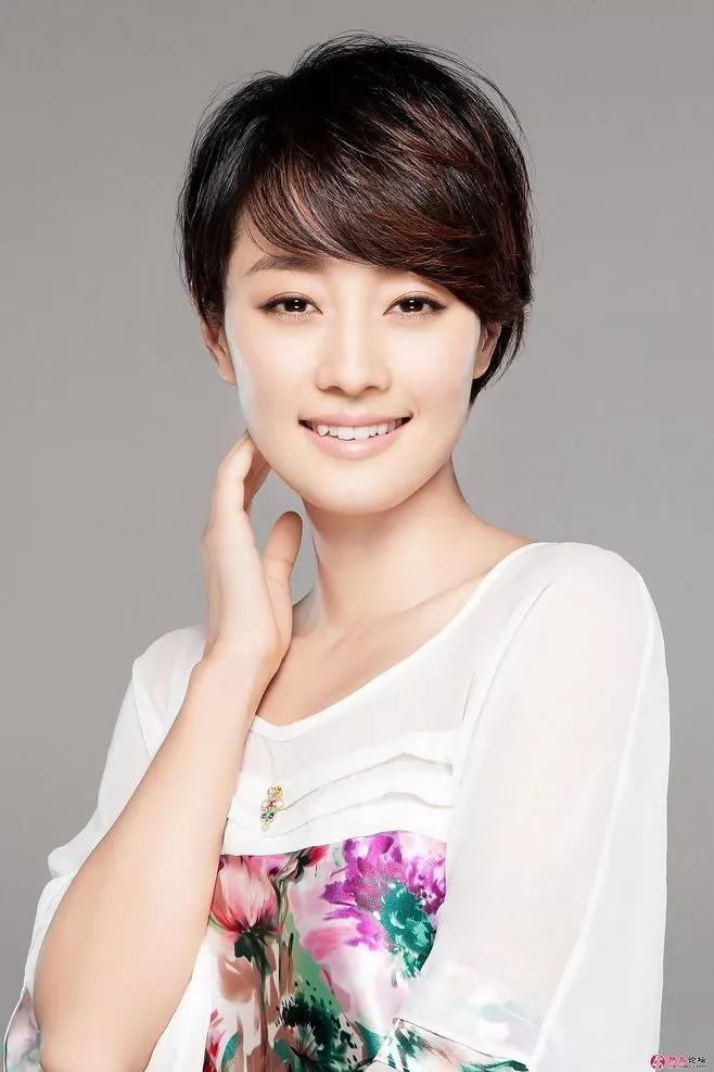 十大女明星傳奇星途，閃耀人生的傳奇故事