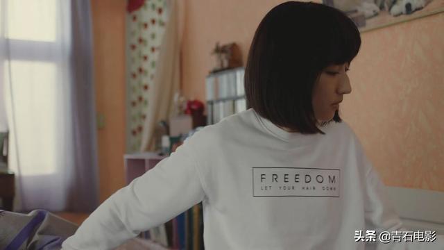 演員何佳，炸裂演技，魅力四射??