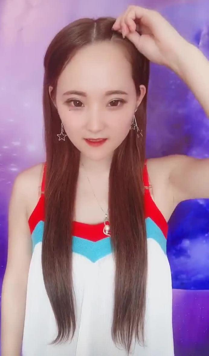 最新美拍編發(fā)教程，輕松打造時(shí)尚發(fā)型，瞬間提升你的魅力值！