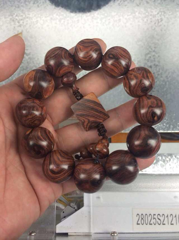 海南黃花梨當(dāng)前價(jià)格全面指南，最新行情解析與深度解讀