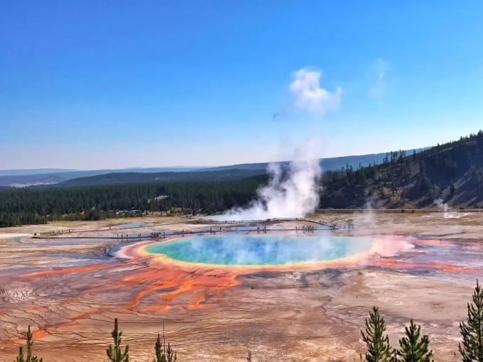 黃石公園最新動(dòng)態(tài)，時(shí)代印記與自然瑰寶的交融展現(xiàn)