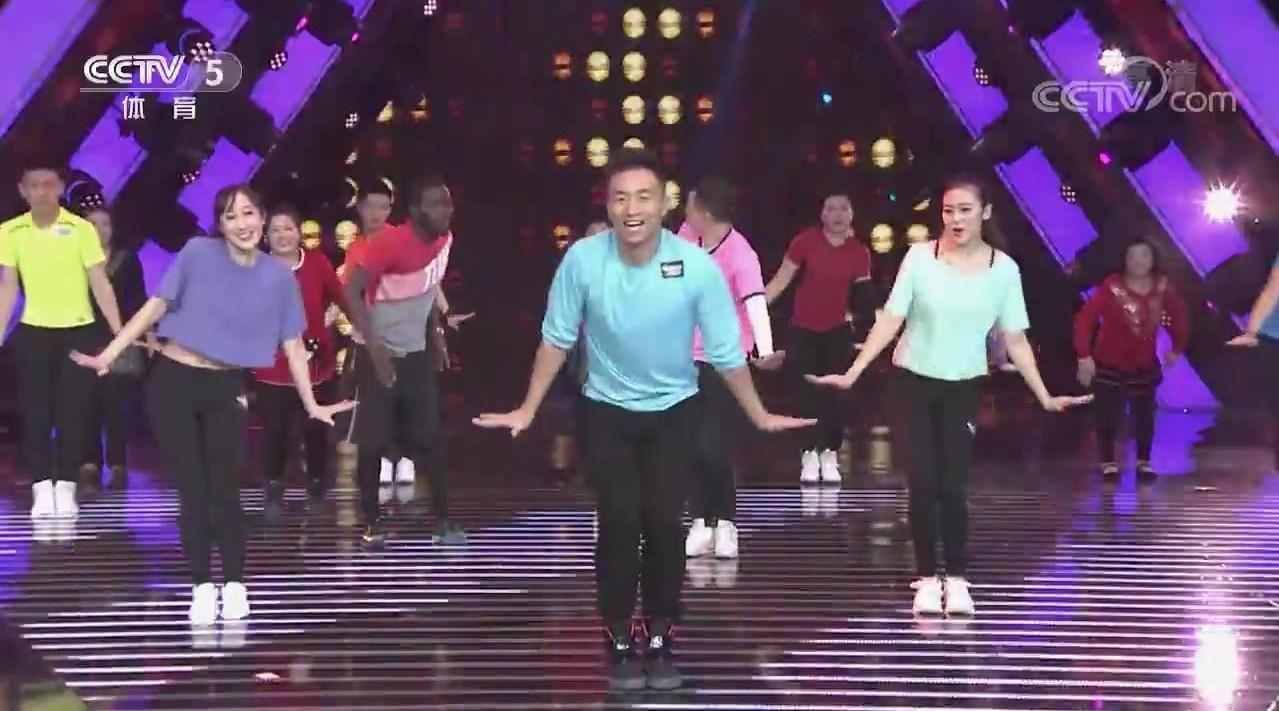 王廣成最新健身舞，小巷深處的舞動魅力