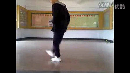 科技風(fēng)潮下的鬼步舞，炫麗交融的最新視頻欣賞