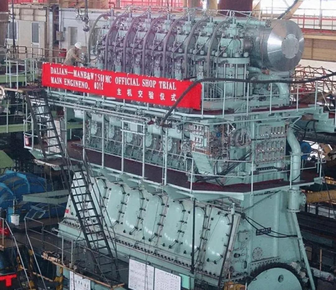 國產(chǎn)航母最新圖片，科技巨擘重塑未來視界，海洋守護者展現(xiàn)大國力量