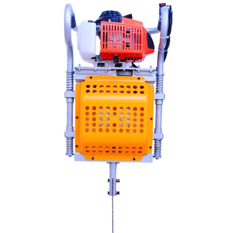 最新起樹苗機(jī)器，自然美景探索之旅啟程