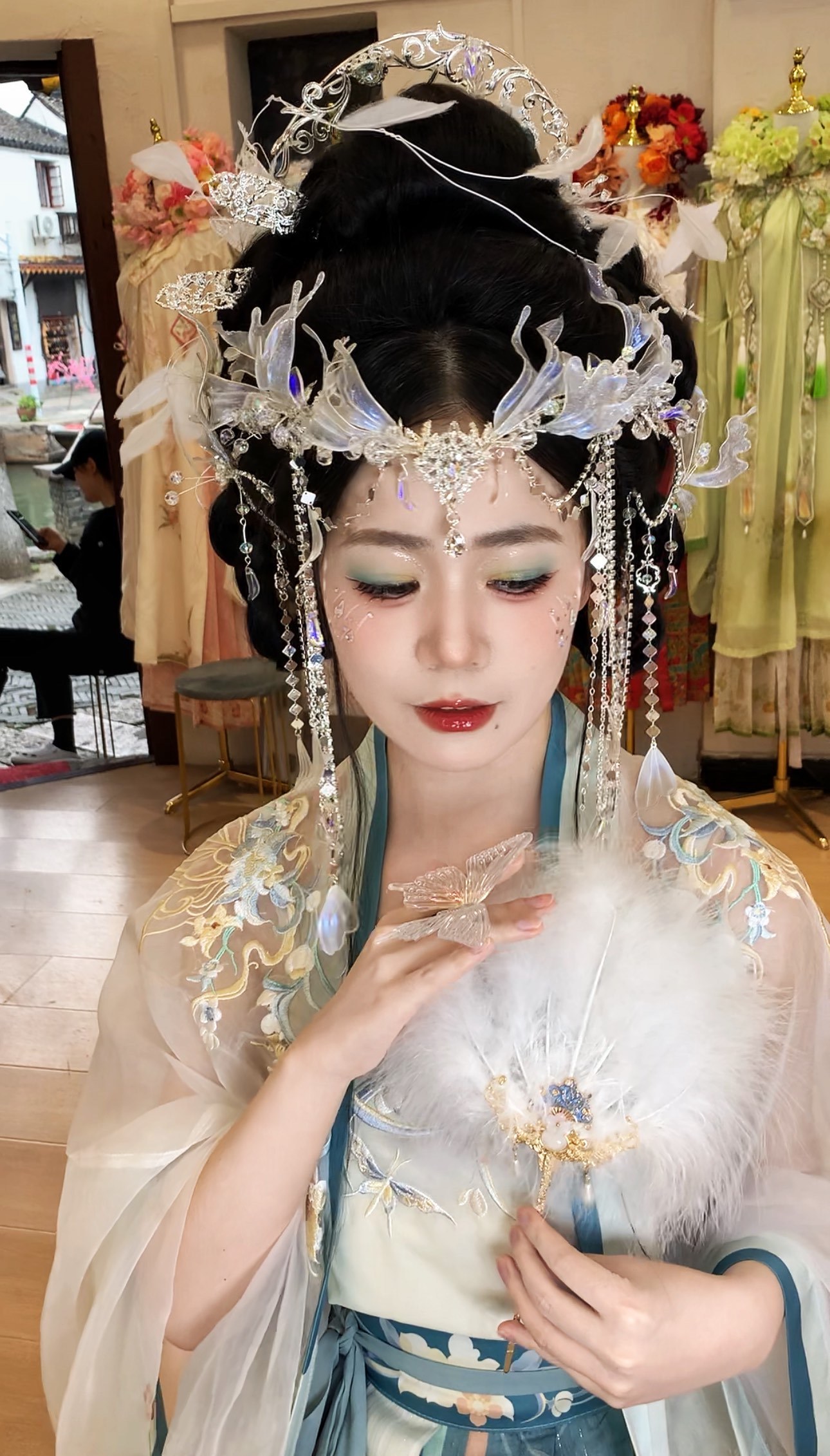 最新古裝造型，回溯背景、影響與地位，引領時尚風潮