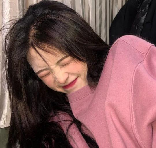 最新個性女生頭像，小巷深處的獨特風(fēng)尚風(fēng)采