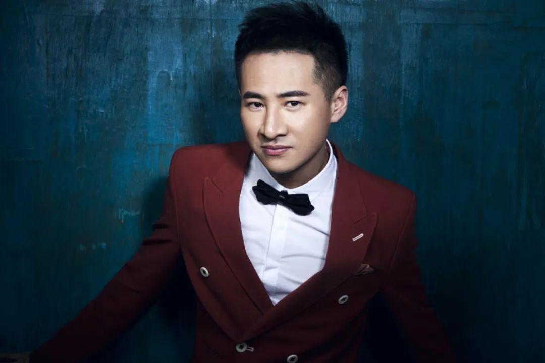 海明威的最新動態(tài)，音樂、學(xué)習(xí)與成長的勵志之旅揭秘