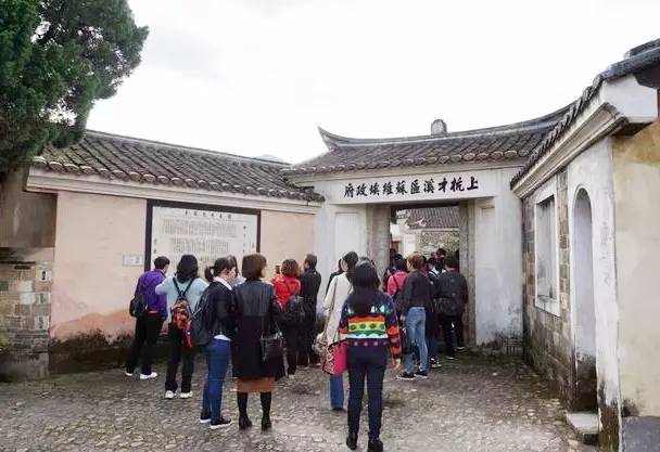 湖南南縣道場，科技革新之旅，體驗高科技魅力