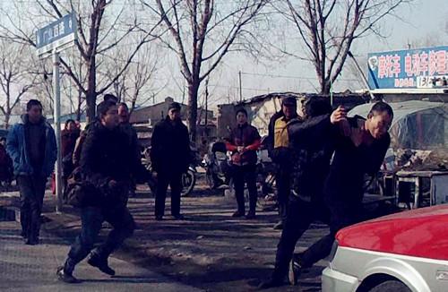 沈陽(yáng)溫情日常背后的沖突與友情的誕生，一場(chǎng)誤會(huì)引發(fā)的打架傷人事件