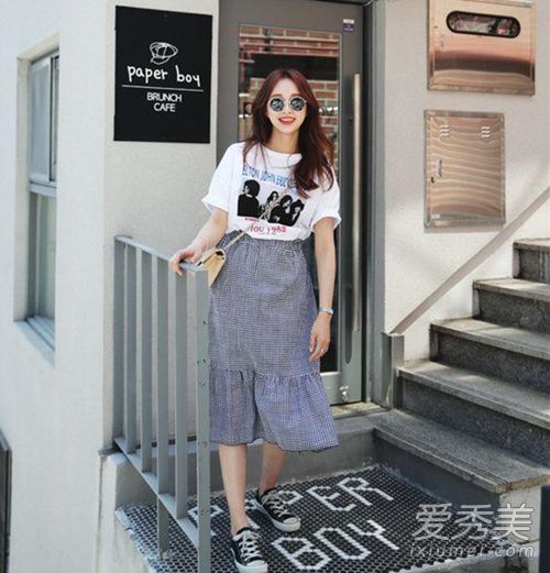 韓國(guó)最新流行趨勢(shì)與觀點(diǎn)探析，時(shí)尚T臺(tái)展現(xiàn)最新風(fēng)尚