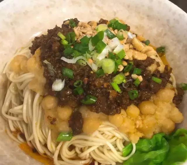 最新重口話題深度論述，揭示觀點(diǎn)與探討熱議