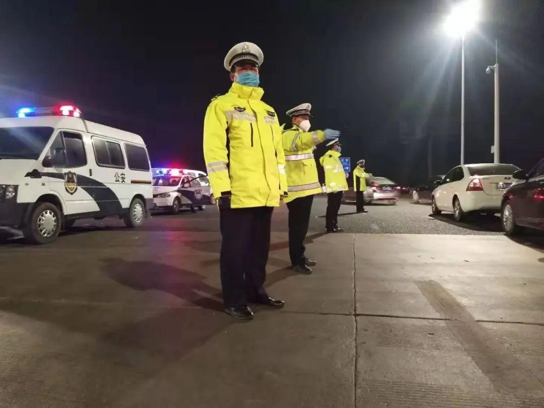 運(yùn)動(dòng)場(chǎng)館燈具 第79頁