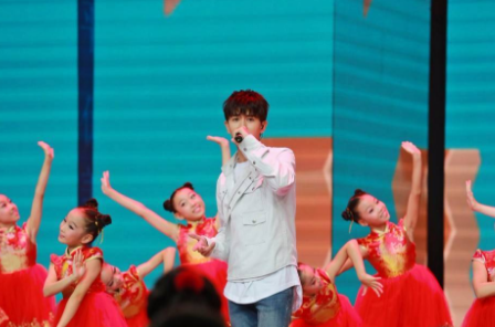 央視開學(xué)最新報道，教育的變革與未來展望