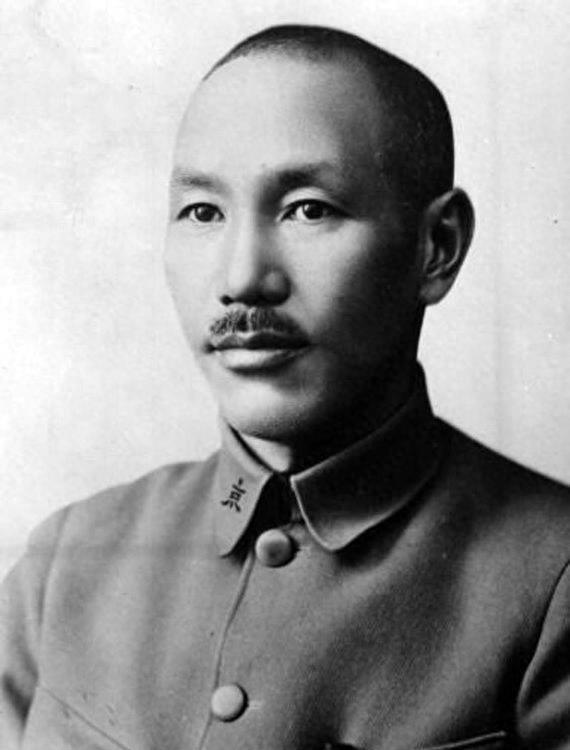 權(quán)力風(fēng)云掀起熱議風(fēng)暴，最新動態(tài)引領(lǐng)討論潮流