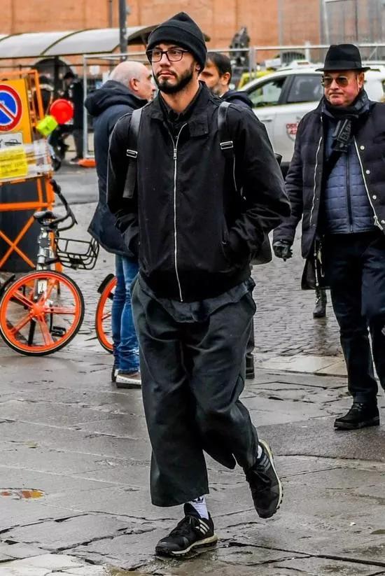 最新服飾男，引領(lǐng)時(shí)尚潮流的先鋒