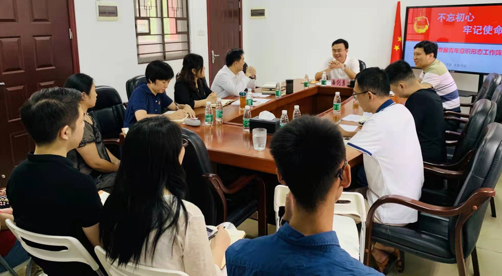 自然美景之旅，黨團(tuán)課最新與內(nèi)心的平和寧靜探尋