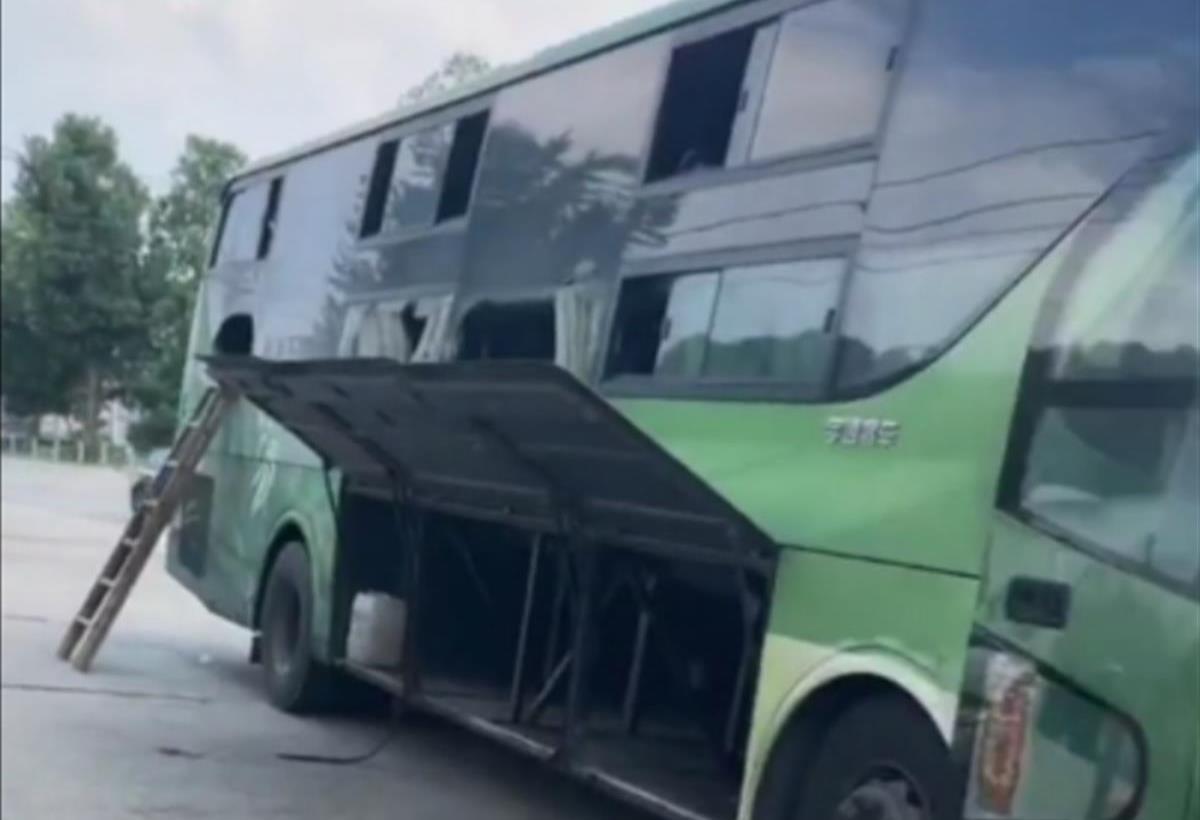 大巴車最新視頻，自然之旅的心靈探索，重拾寧?kù)o的旅程