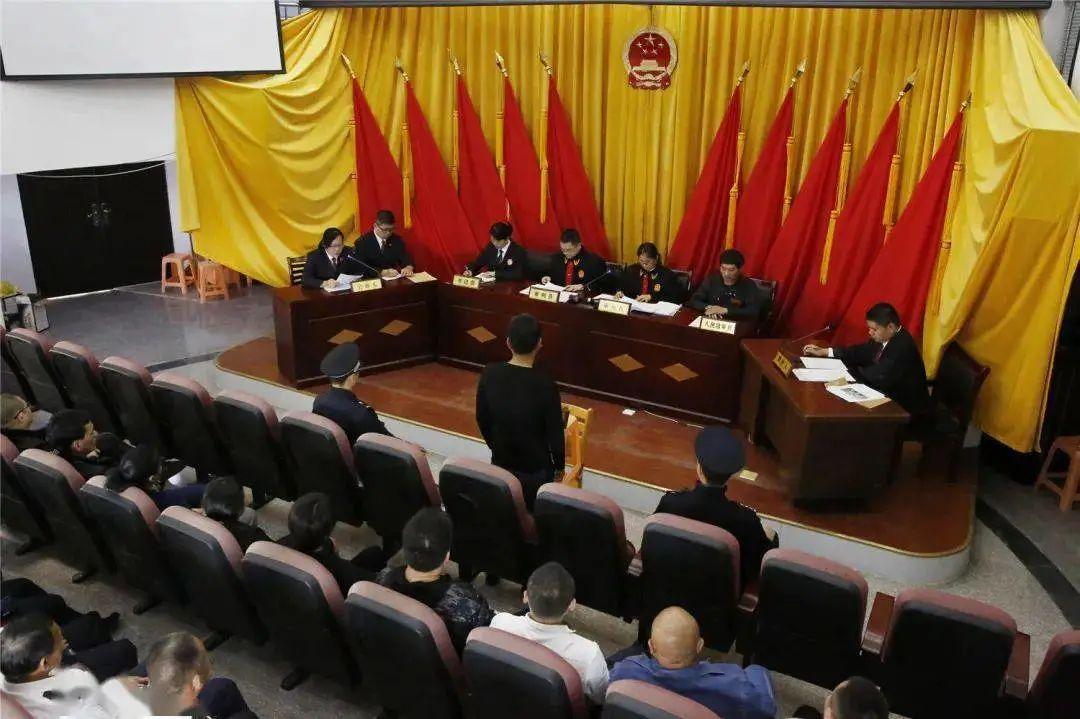 廈門兩會(huì)最新動(dòng)態(tài)，城市在變化，我們?cè)趭^進(jìn)